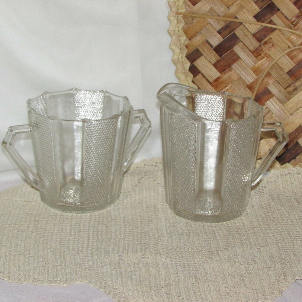 JEANNETTE DEWDROP Creamer & Sugar Bowl Set Depression Glass Vintage